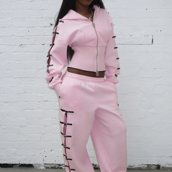 Brand New Named Collective Crush Buckle Oversized Sweatpants in Baby Pink 💅✨